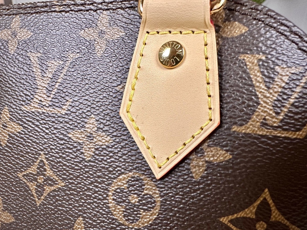 Authentic Louis Vuitton Alma BB Monogram Canvas – Excellent Condition View 6