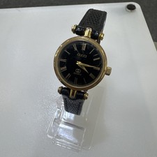 Vintage Gucci Quartz Watch Gold Tone Black Dial Roman Numeral Ladies Swiss Made