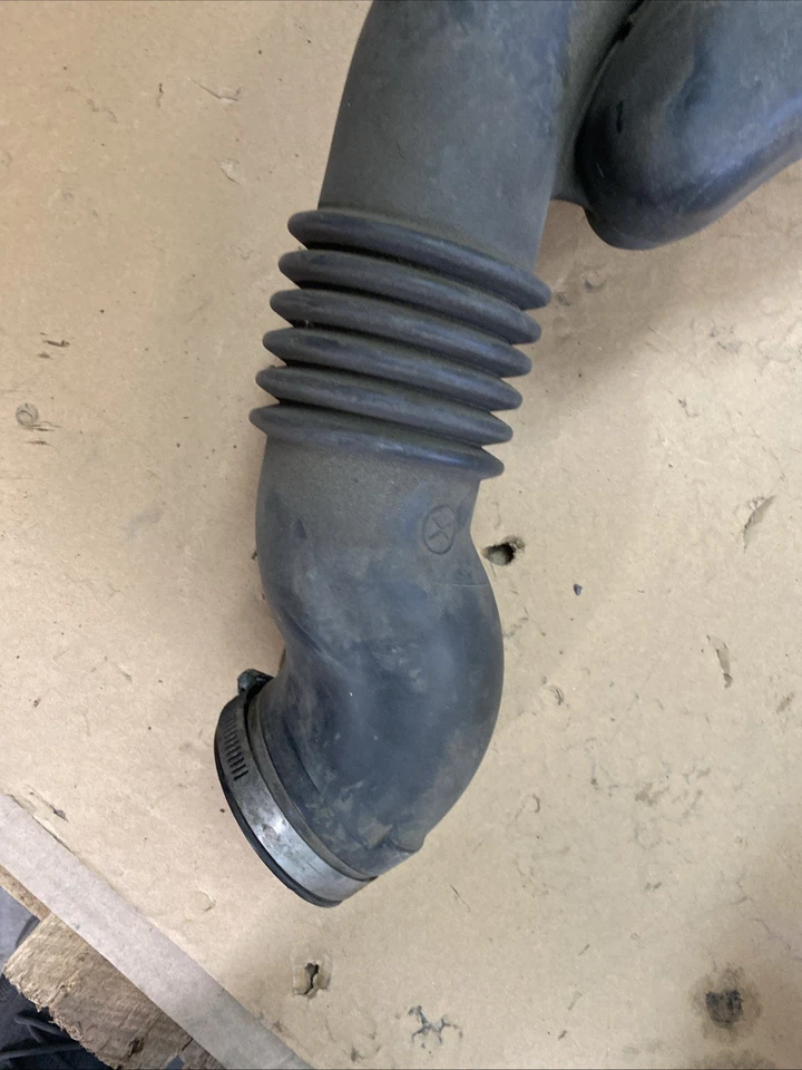 2010 2011 2012 2013 2014 SUBARU LEGACY & OUTBACK CAJA DE AIRE ADMISIÓN conducto 2,5 OEM Foto 3 de 4