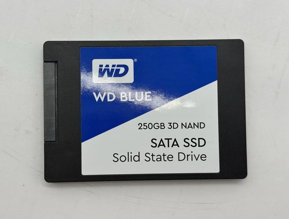 Western Digital Blue 3D NAND 250GB Internal 2.5" (WDS250G2B0A) SSD - Image 2 of 2