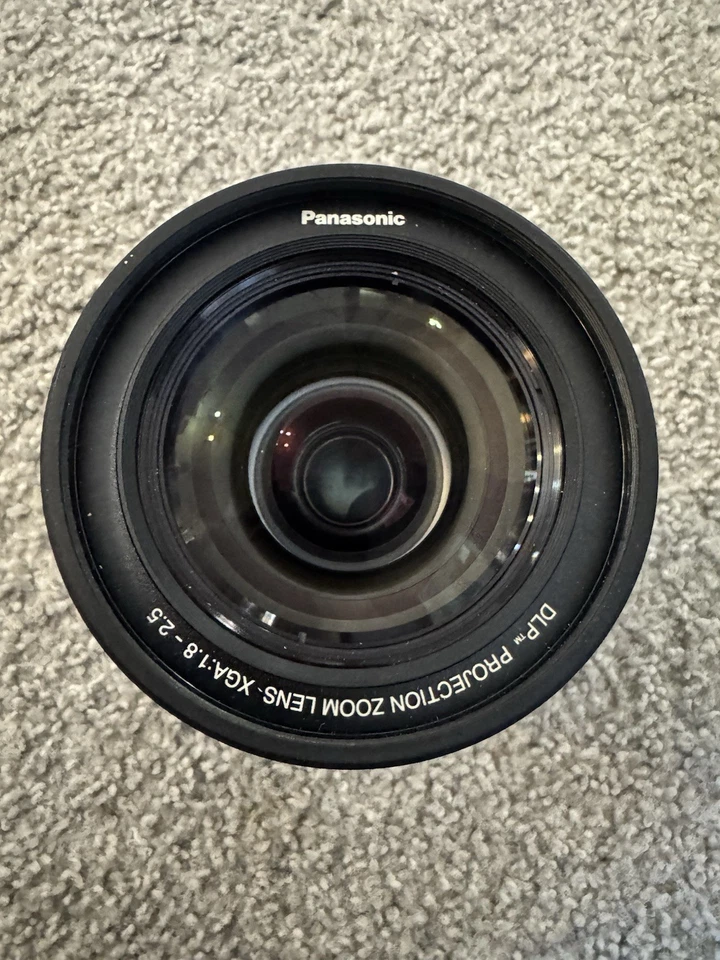 Lente zoom de proyección Panasonic TKGF0109-2 DLP XGA: 1,8-2,5 Foto 3 de 4