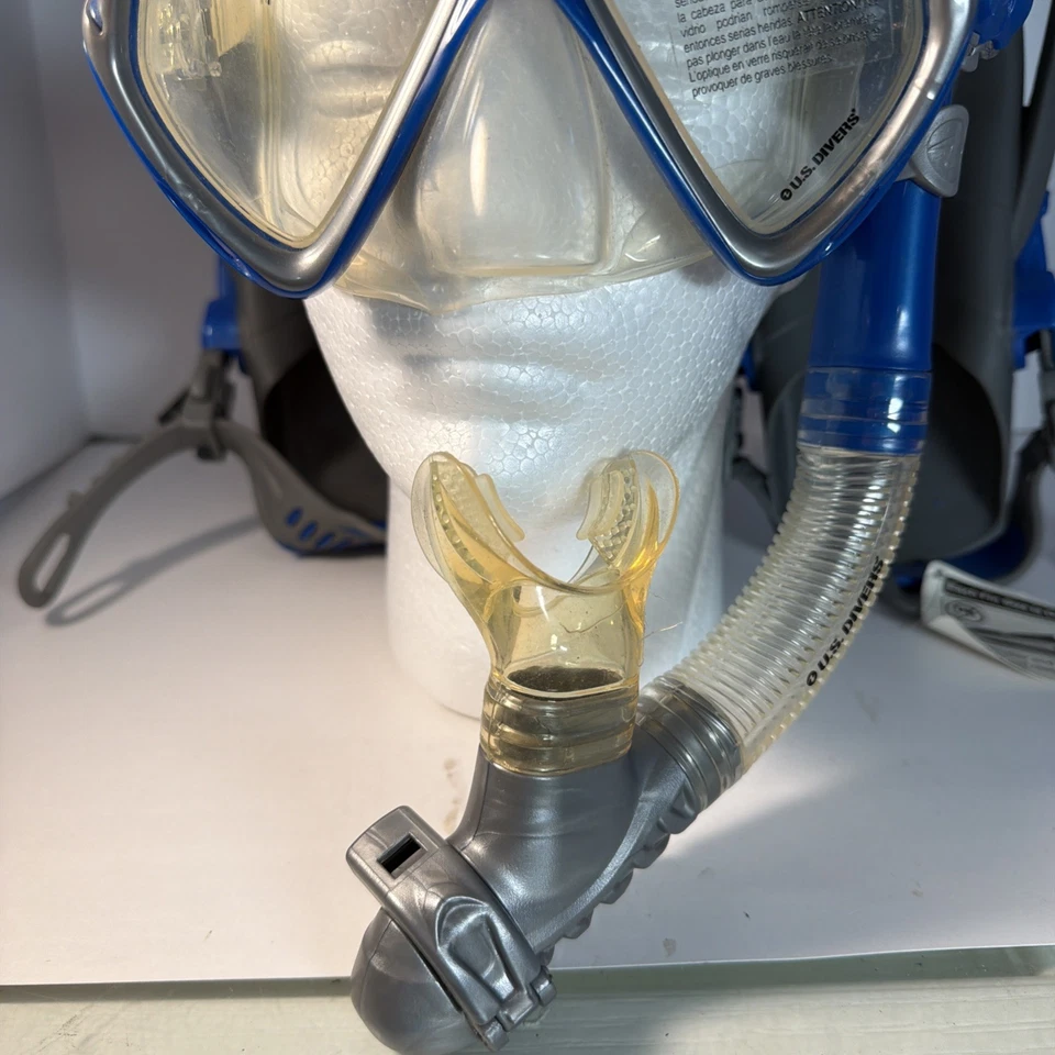 U.S. Divers  Snorkeling Set - Adult Sm/Md Mask, Proflex Fins, Snorkel With Bag - Image 3 of 4