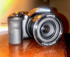 Samsung WB1100F Bridge Camera Black 16.4MP 35x Optical Zoom Wi-Fi NFC