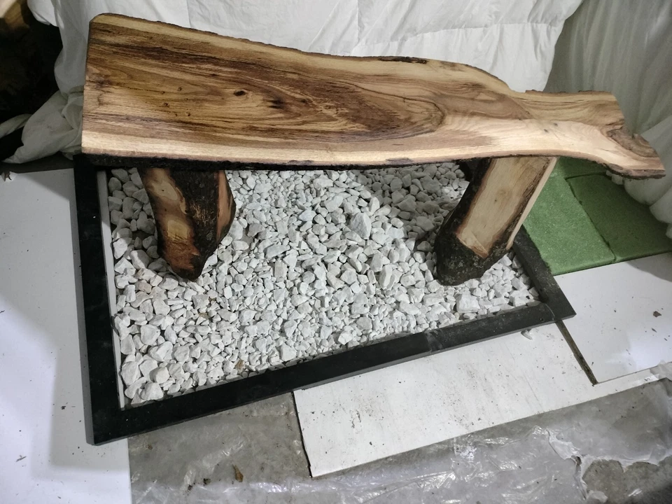 Banco de madera de roble rústico Foto 2 de 4