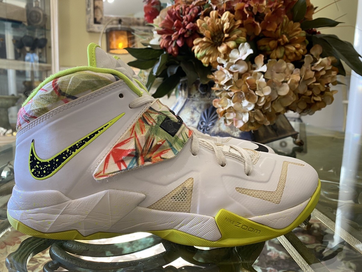Size 9 - Nike LeBron Zoom Soldier 7 King