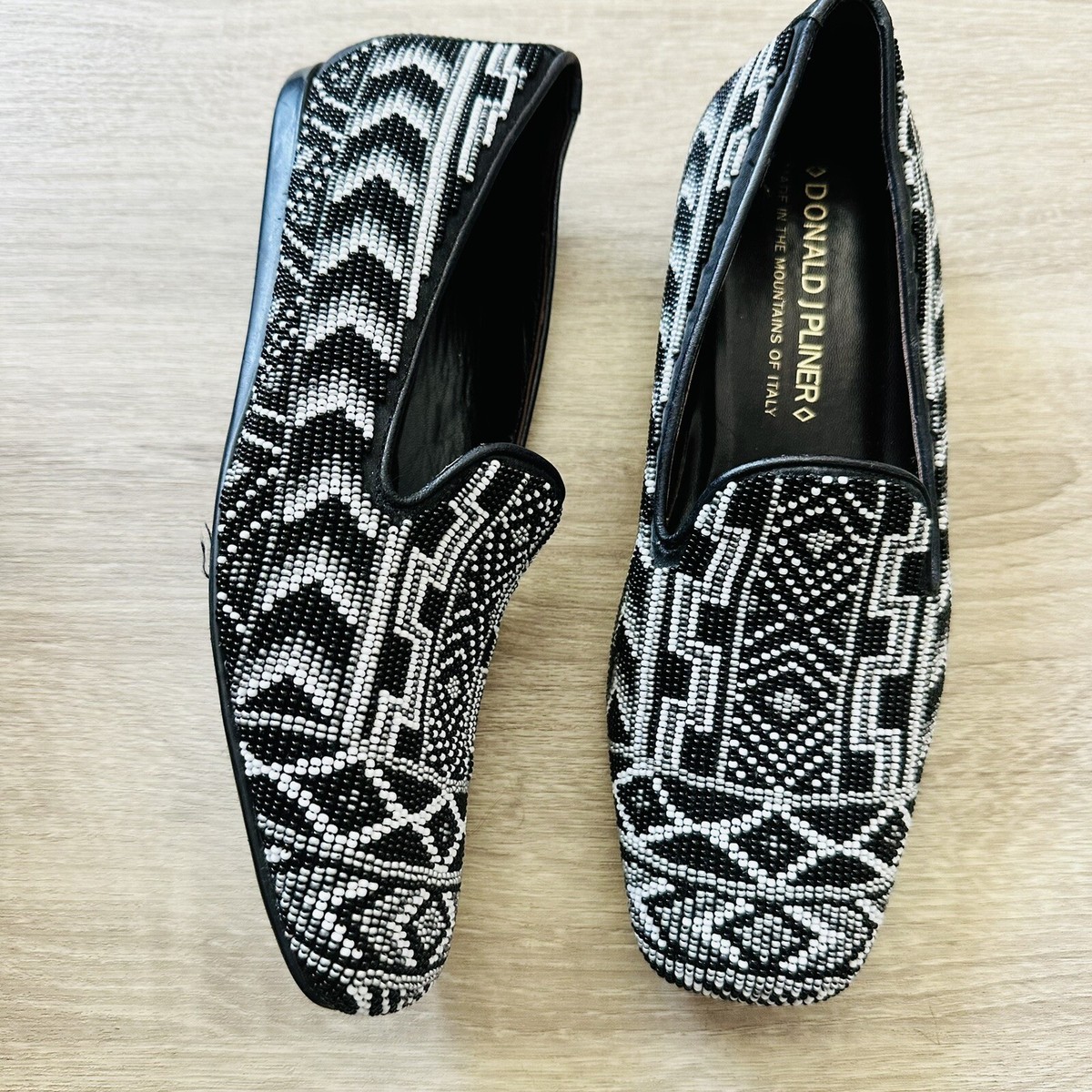 Donald J Pliner Italian Men\'s Loafer 8 M Black Suede Aztec Beaded Slip On Shoe donald pliner beaded shoes products for sale | eBay main image 3
