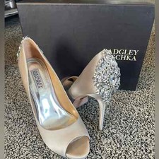 Badgley Mischka Kiara Embellished Peep-toe Pump Silver Ivory Wedding Heel Size 8