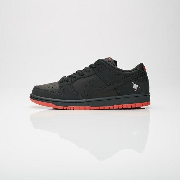 Nike SB Dunk Low TRD QS x Staple Nike SB Dunk Low TRD QS x Staple