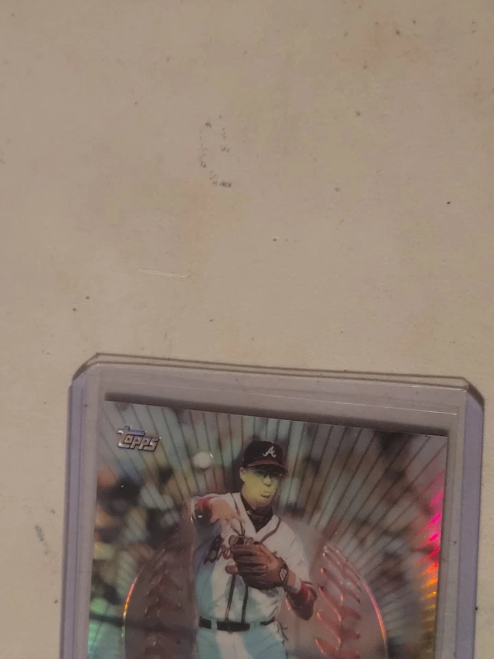 1998 Topps Mystery Finest Refractor #M2 Chipper Jones Borderless 2000 Fleer Ten4 - Image 3 of 4