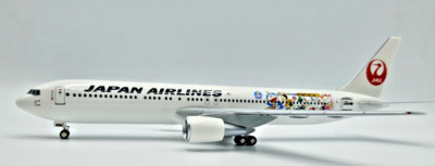 LIMOX WINGS BDO1125 Boeing 767-300  Japan Airlines  Scale 1/200 Kennung: JA656J