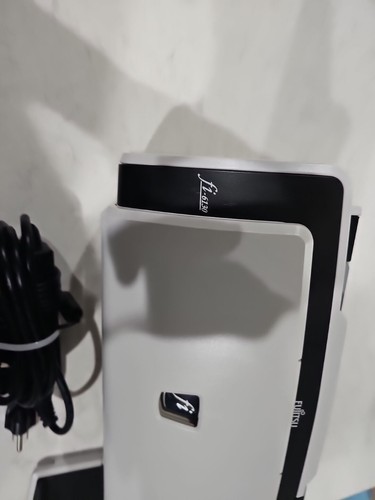 fi-6130Z Fujitsu Desktop Scanner w/ AC Adapter + USB - Picture 4 of 11