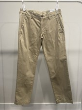 St John's Bay Men's Pants Stretch Chino Straight Fit 32 x 30 NWT New w/ Tags