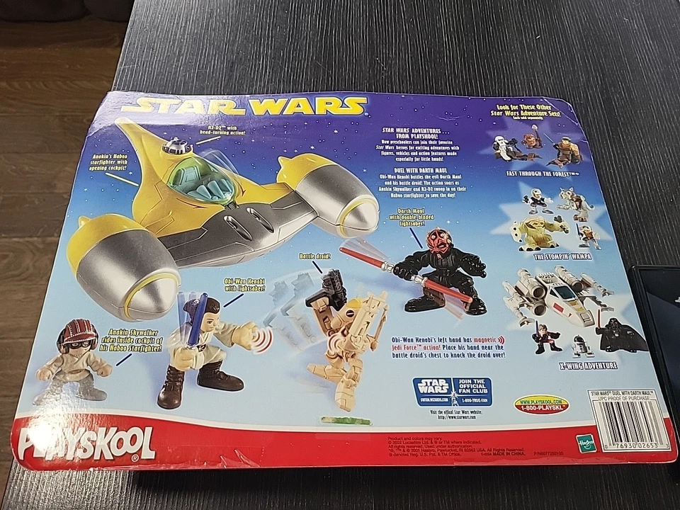 Playskool Star Wars Duelo con Darth Maul - Conjunto de figuras Naboo Starfighter selladas Foto 2 de 4