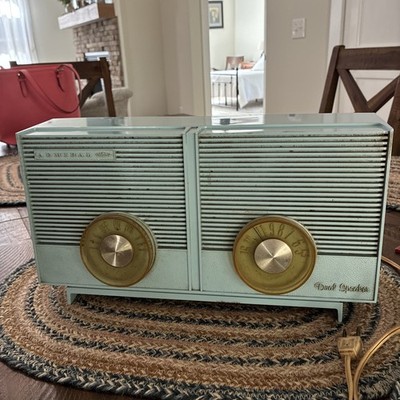 VINTAGE RETRO  AQUA BLUE ADMIRAL  MODEL Y3729 TABLE RADIO CHASIS 5E6