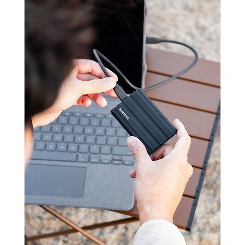 Samsung T7 Shield Portable Solid State Drive 2TB (MU-PE2T0S/AM) 2022 - Black - O - Afbeelding 8 van 9