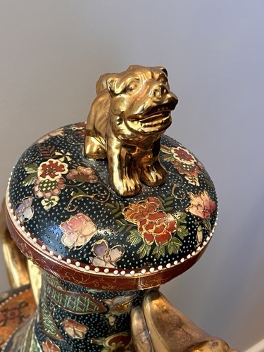 Chinese Satsuma Moriage Ceramic Brass Lidded Urn Gold Dragon Handle Foo Dog 24” - Picture 6 of 19