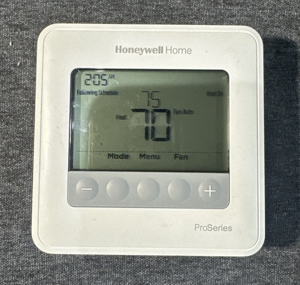 Honeywell Home TH4110U2005 Pro Series Thermostat Programmable Tested Works