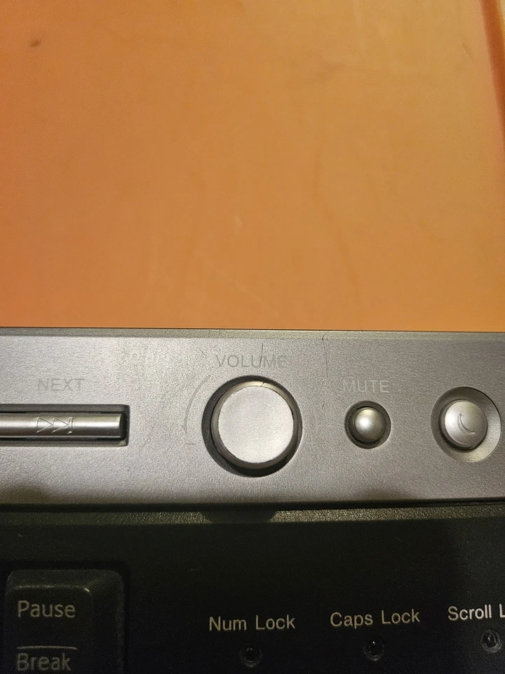 Rare Working vintage Sony VAIO PCVA-KB4P/U PS/2 Wired Computer Keyboard. 0018945 - Image 3 of 4