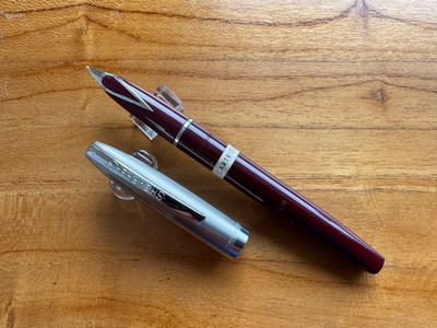 Sheaffer 500 Dolphin Burgundy Cartridge Fountain Pen USA - NOS Chalk Marked