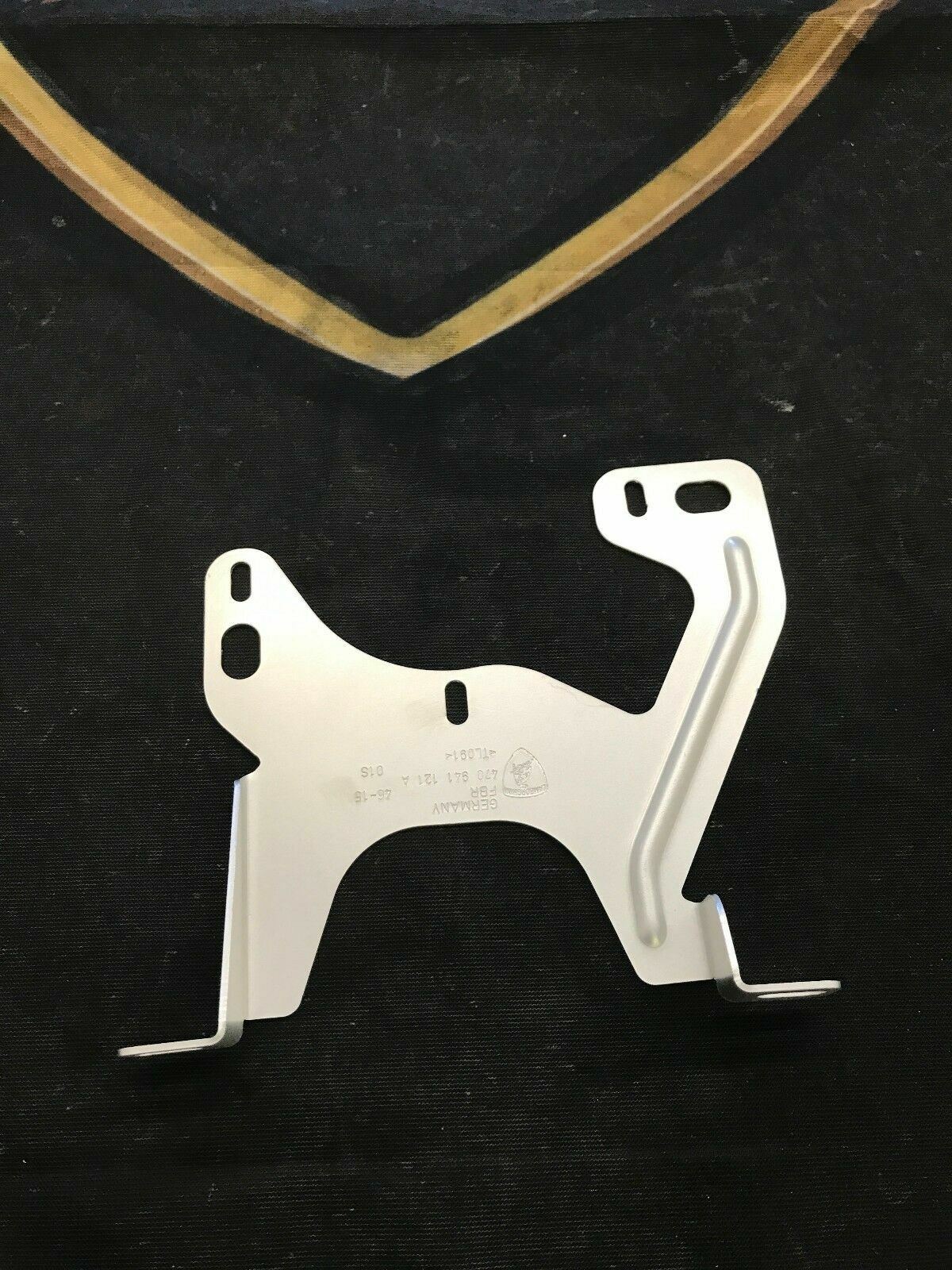 LAMBORGHINI AVENTADOR LEFT DRIVER SIDE HEADLIGHT HALTER BRACKET OEM 470941121A 