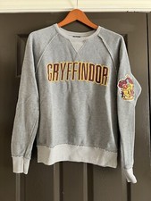 THE WIZARDING WORLD OF HARRY POTTER GRYFFINDOR SWEATSHIRT Youth S
