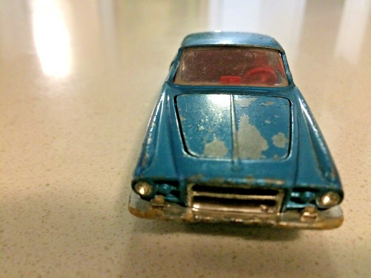 Corgi Toys Ghia L6.4 w/ Chrysler V-8 Engine+Dog 1:43 Die Cast Car