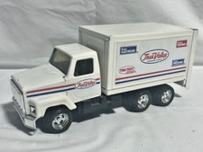 ERTL Pressed Steel True Value International Delivery Truck, White, 10" long