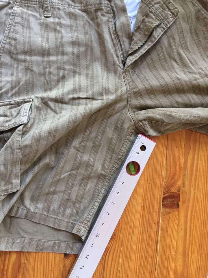 Bermuda PLUGG tamanho 38 listrada marrom algodão masculino bolsos de carga 11” - Imagem 4 de 4