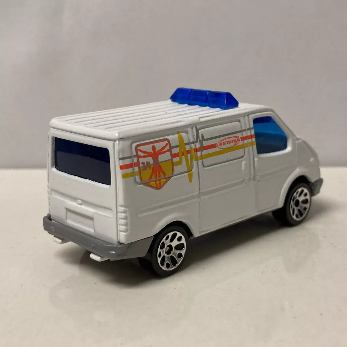 1995 2003 Ford Transit Van Collectible 1 64 Scale Diecast Diorama