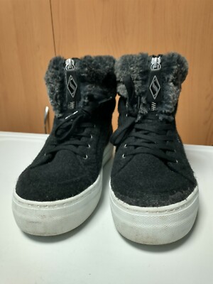 Skechers Women's Alba-Fuzzy Topers Sneaker (used)