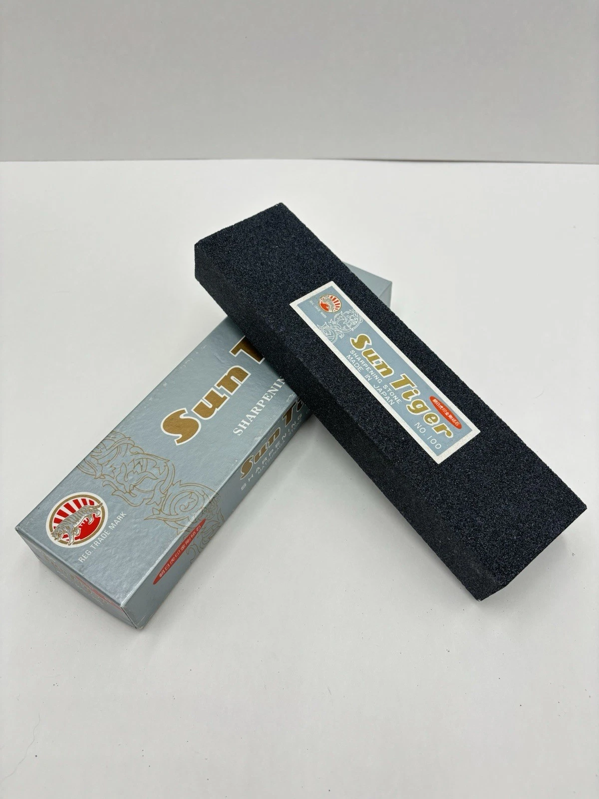 SUN TIGER Japanese Knife Sharpening Stone No. 100 - Matsunaga Stone Company
