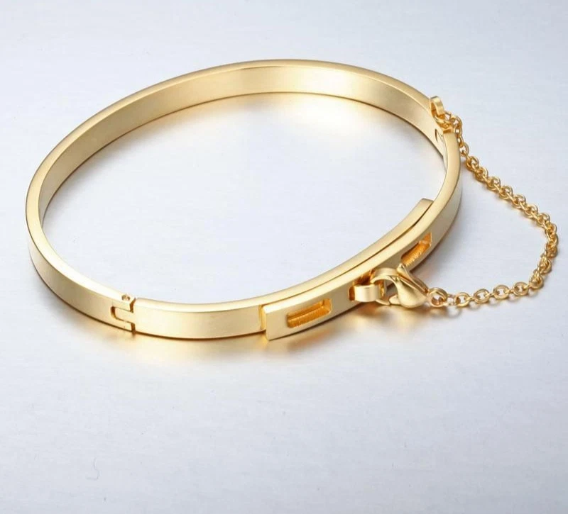 Ancien bracelet manchette en or jaune 18 carats en 7,5" avec chaîne de sécurité - Photo 3/4