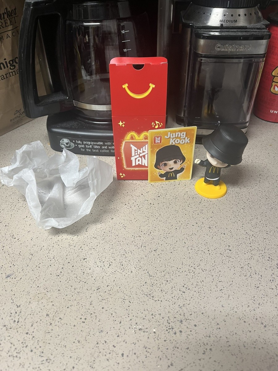 McDonald's 2025 Tiny Tan/BTS #14 Jung Kook Happy Meal Figure