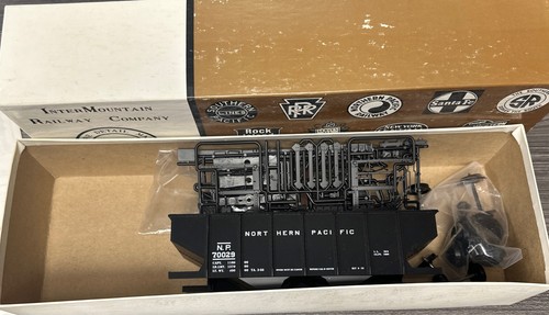 Intermountain Railway O Scale Kit OHNP07 USRA 55-Ton 2-Bay Hopper NP #70029 NIB - Picture 1 of 3