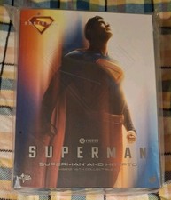 DC's Superman and Krypto Hot Toys 1 6 Sixth Scale Figure Set MMS812