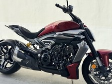 2026 Ducati XDiavel V4 Burning Red 