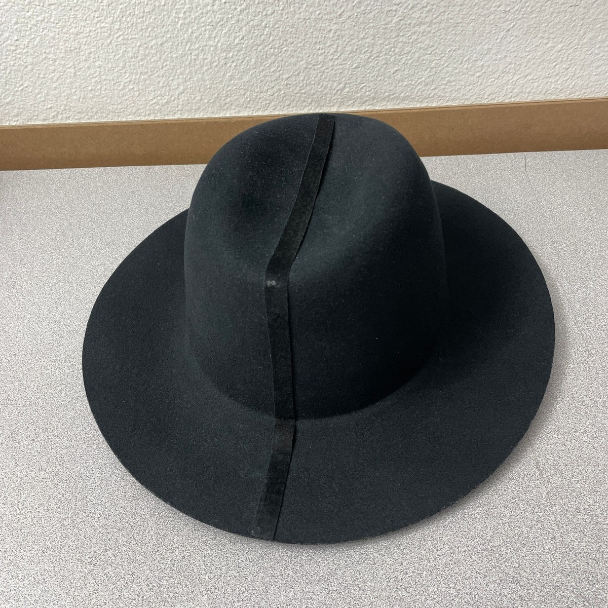 Janessa Leone Wool Fedora Hat Womens Medium Black Wide Brim  display picture 2