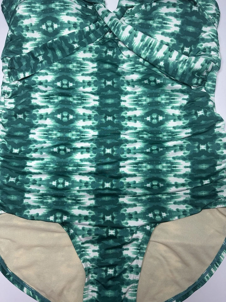 Traje de baño de una pieza halter frontal cruzado a rayas verdes blancas Merona para mujer (XL) Foto 2 de 4