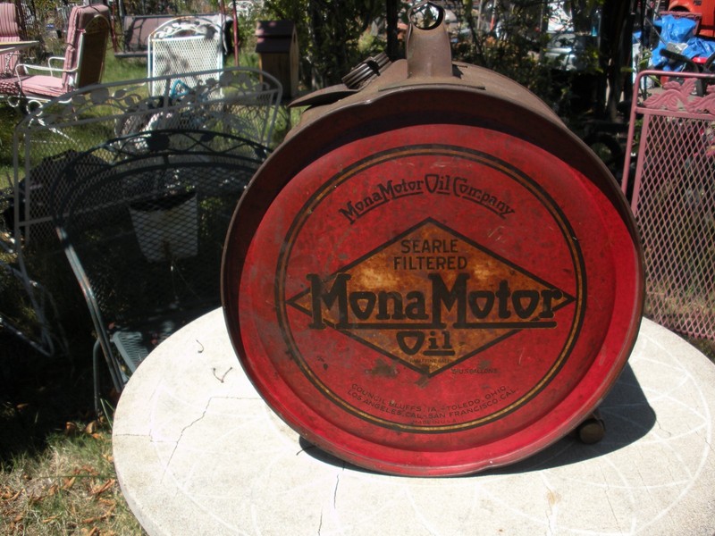 VINTAGE VERY RARE 1920S MONA OIL 5 GAL. ROCKER OIL CAN CHECK IT OUT