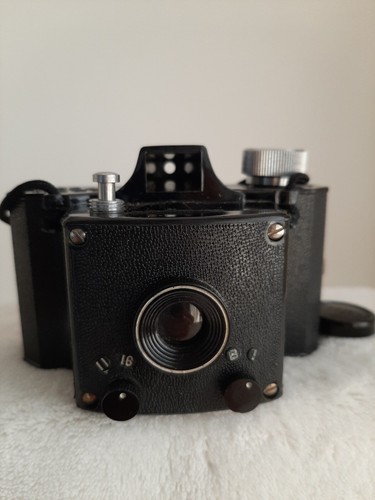 HOEI EBONY 35 Miniature Camera, MINT, Bakalite, WITH Box, Etc. Working, LQQK - Picture 5 of 19