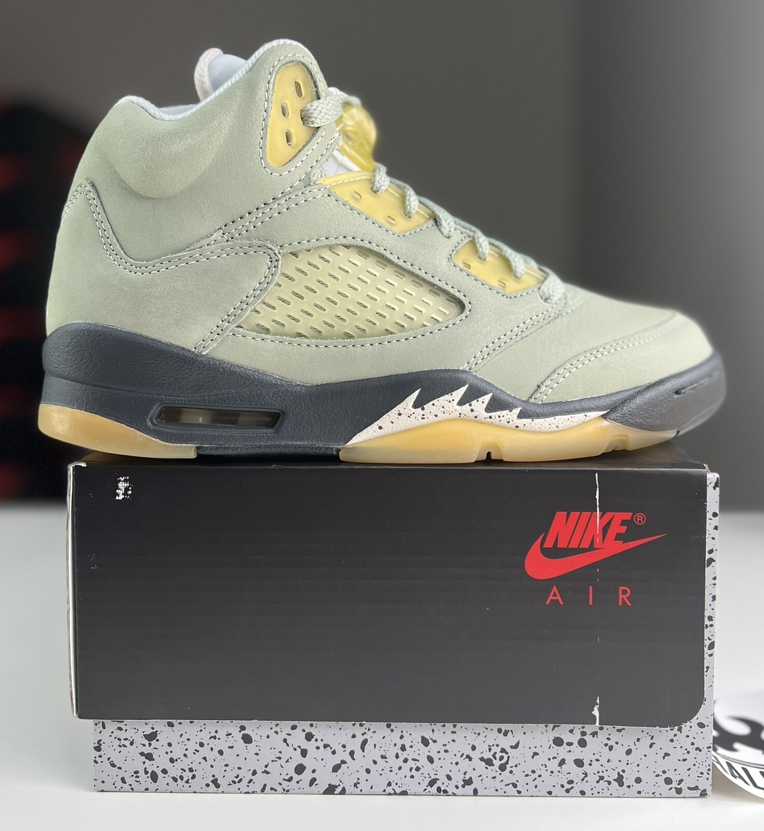 NEW Nike Air Jordan 5 Retro Jade Horizon (GS) | Grade Size 5Y