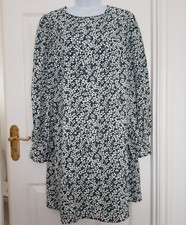 Studio - Green and White Floral Pattern Dress - Size 14 - Lightweight