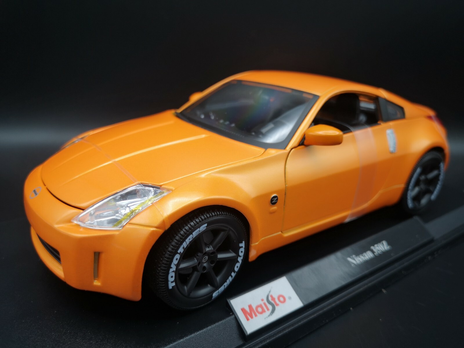 1/18 MAISTO ダイキャスト NISSAN 350Z フェアレディZ