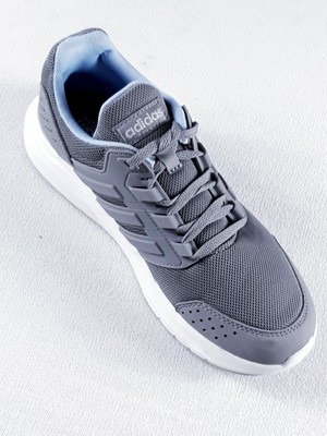 adidas cloudfoam size 6.5