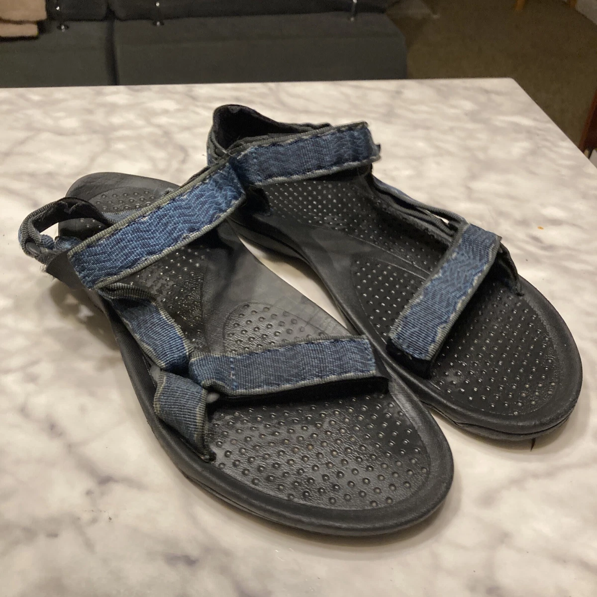 Teva hurricane hotsell 4 mens