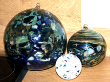 3 Glas Fenster Kugeln Eisch Blau Federdekor Mundgeblasen Irisierend Glaskunst