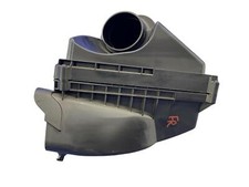 2021-2024 BMW M4 G82  3.0L RWD RIGHT SIDE AIR CLEANER FILTER HOUSING BOX 8095805