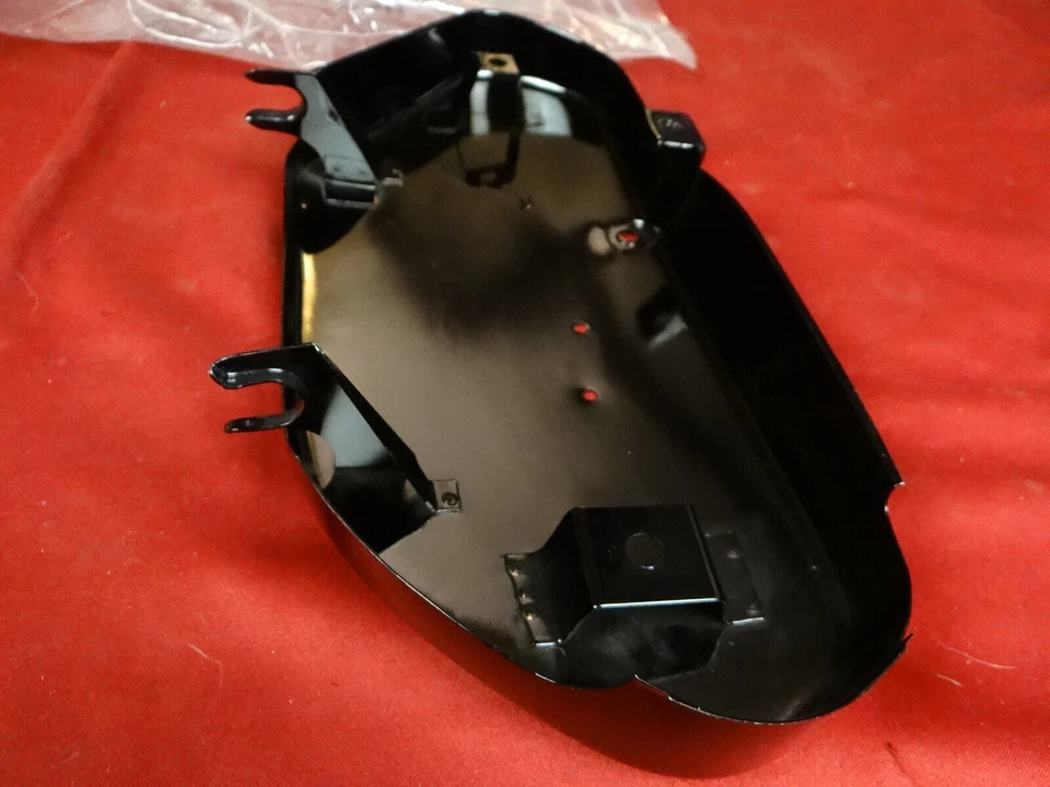 Cubierta lateral derecha Yamaha, negra, NOS 1968 YCS1 YCS1C, 193-21711-60-33 Foto 3 de 4