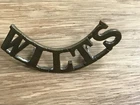 smart looking original WW1 WW2 era wilts wiltshire regt shoulder title badge