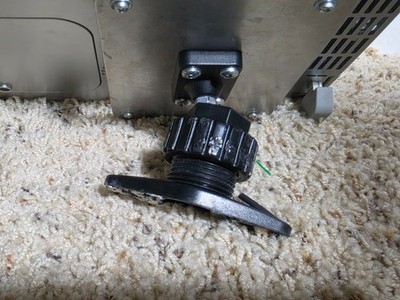 Used Optoma HD72 HD Projector. Need new bulb.  Include ceiling mount. No Remote.